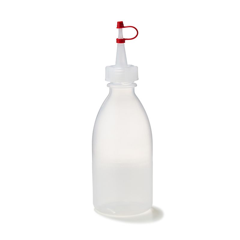 Kunststoff-Spritzflasche mit Tropfaufsatz