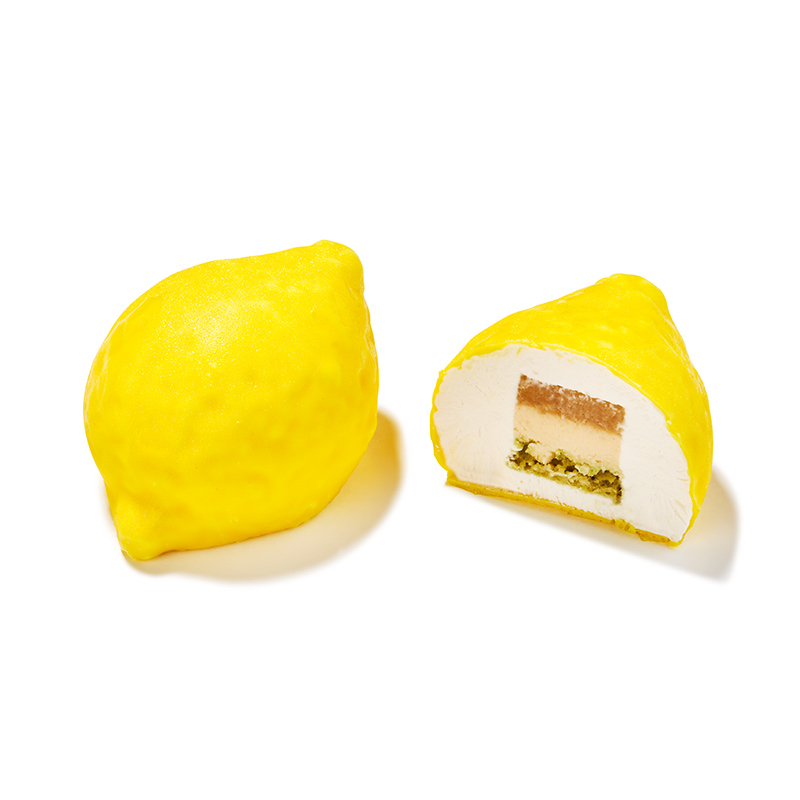 Citron avec mousse de citron et biscuit de pistache