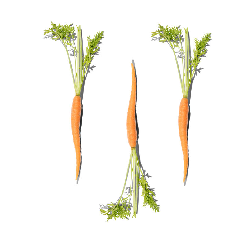 Mini-Karotten-mit-Grün-