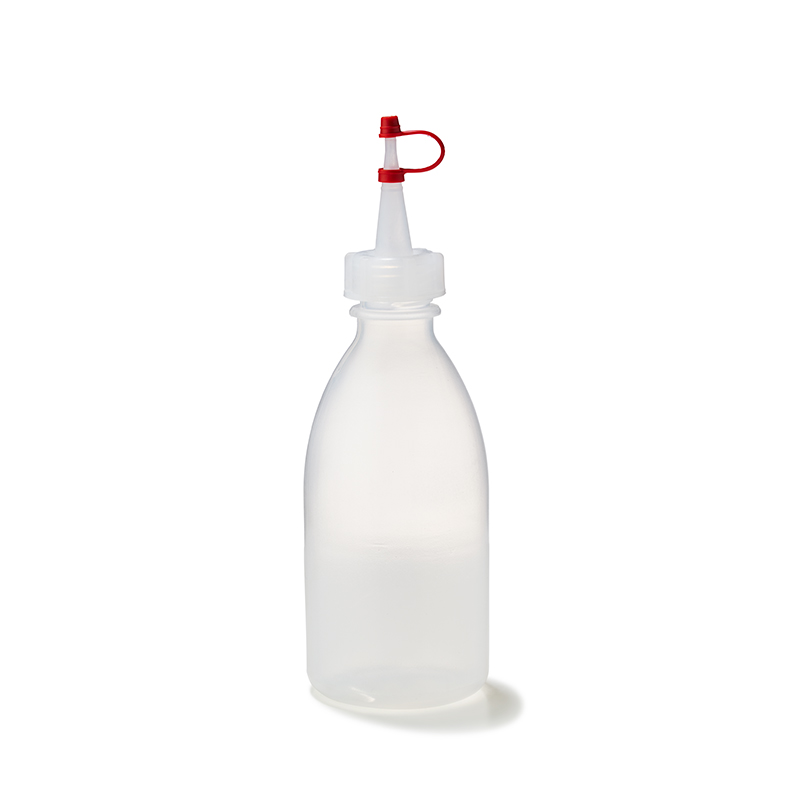 Kunststoff-Spritzflasche mit Tropfaufsatz
